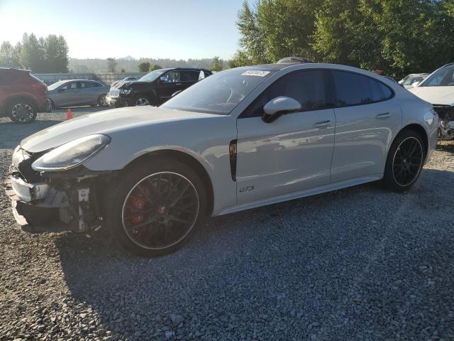 PORSCHE PANAMERA GTS