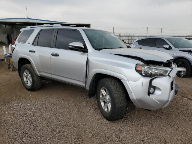 2018 TOYOTA 4RUNNER SR JTEBU5JR2J5554325