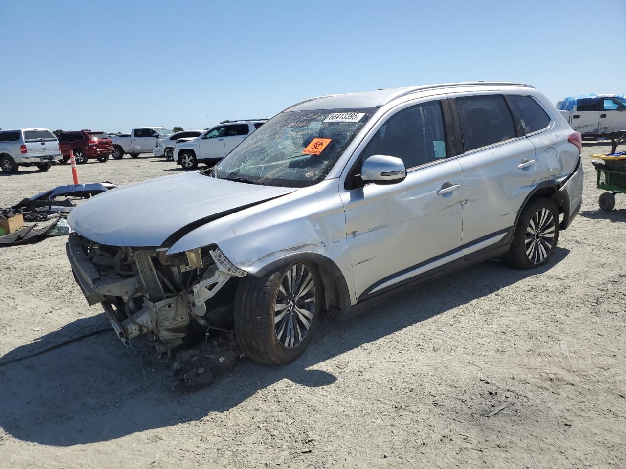 MITSUBISHI OUTLANDER SE