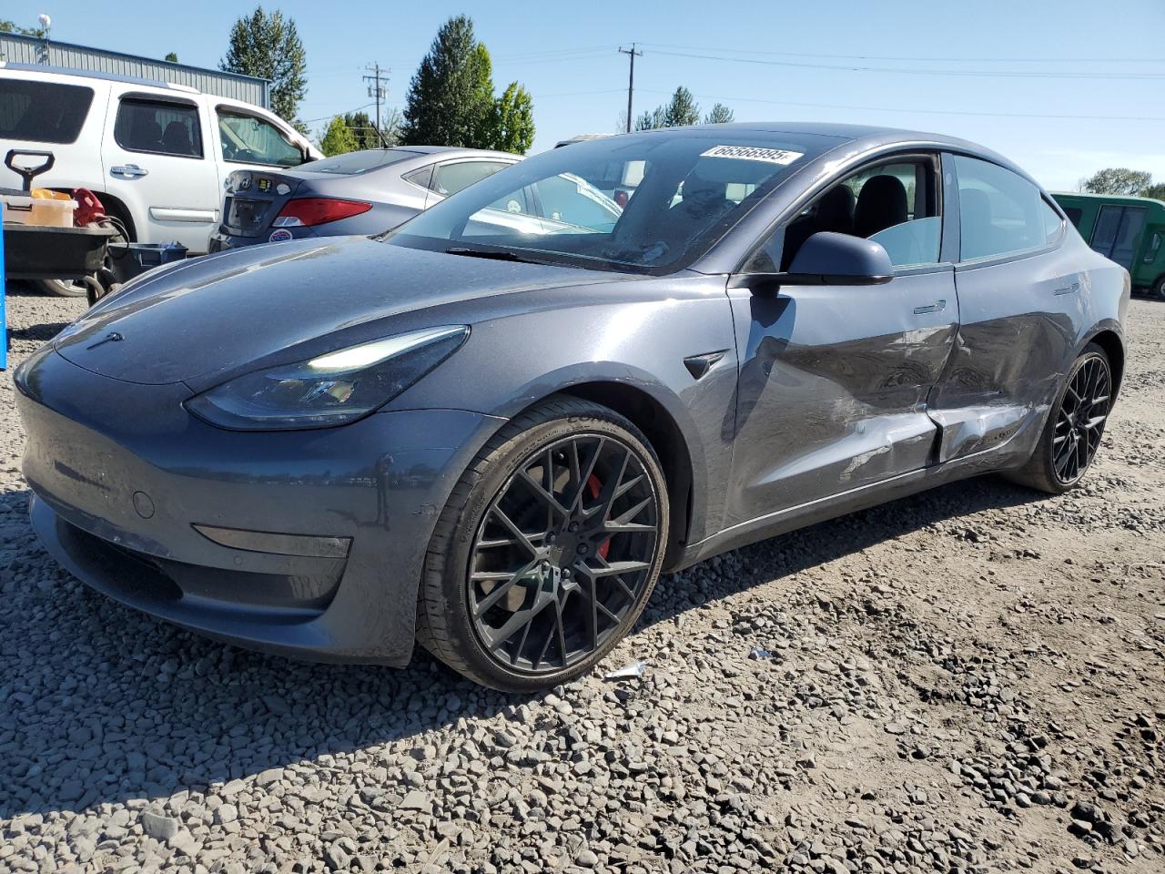 TESLA MODEL 3