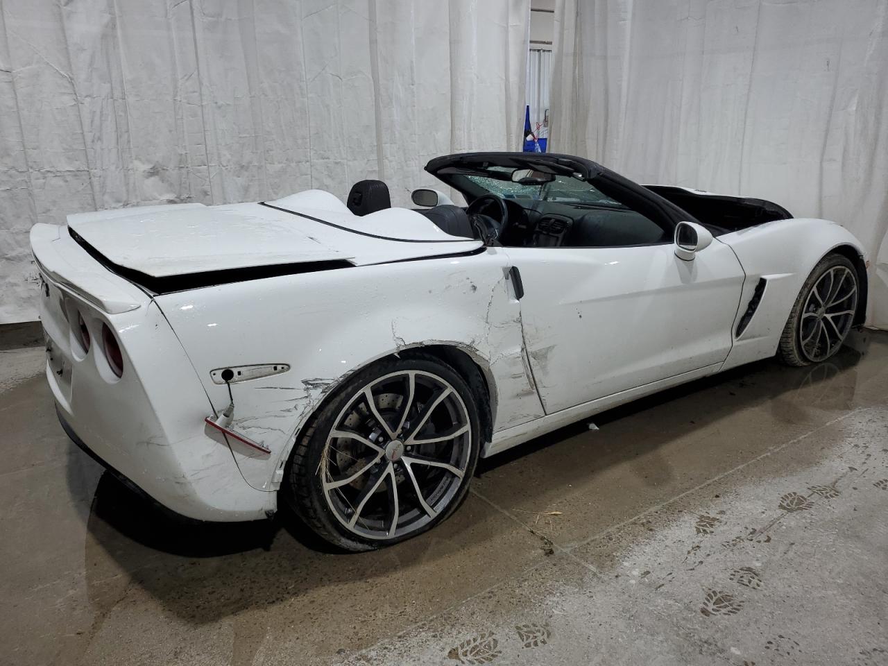 CHEVROLET CORVETTE 427