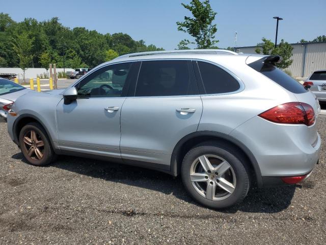 2012 PORSCHE CAYENNE - WP1AA2A20CLA02295