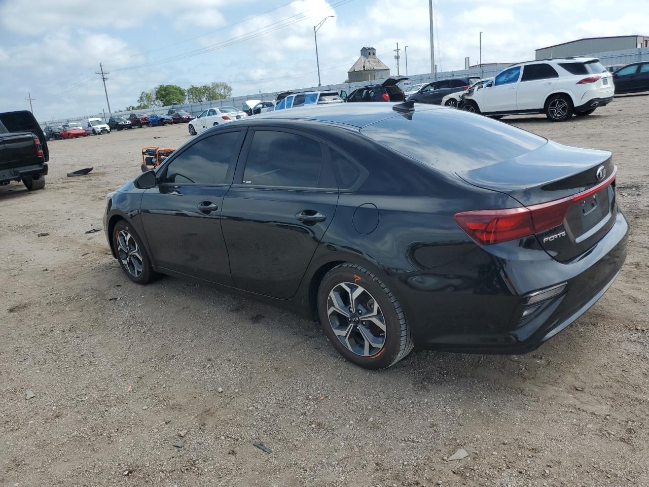 KIA FORTE FE