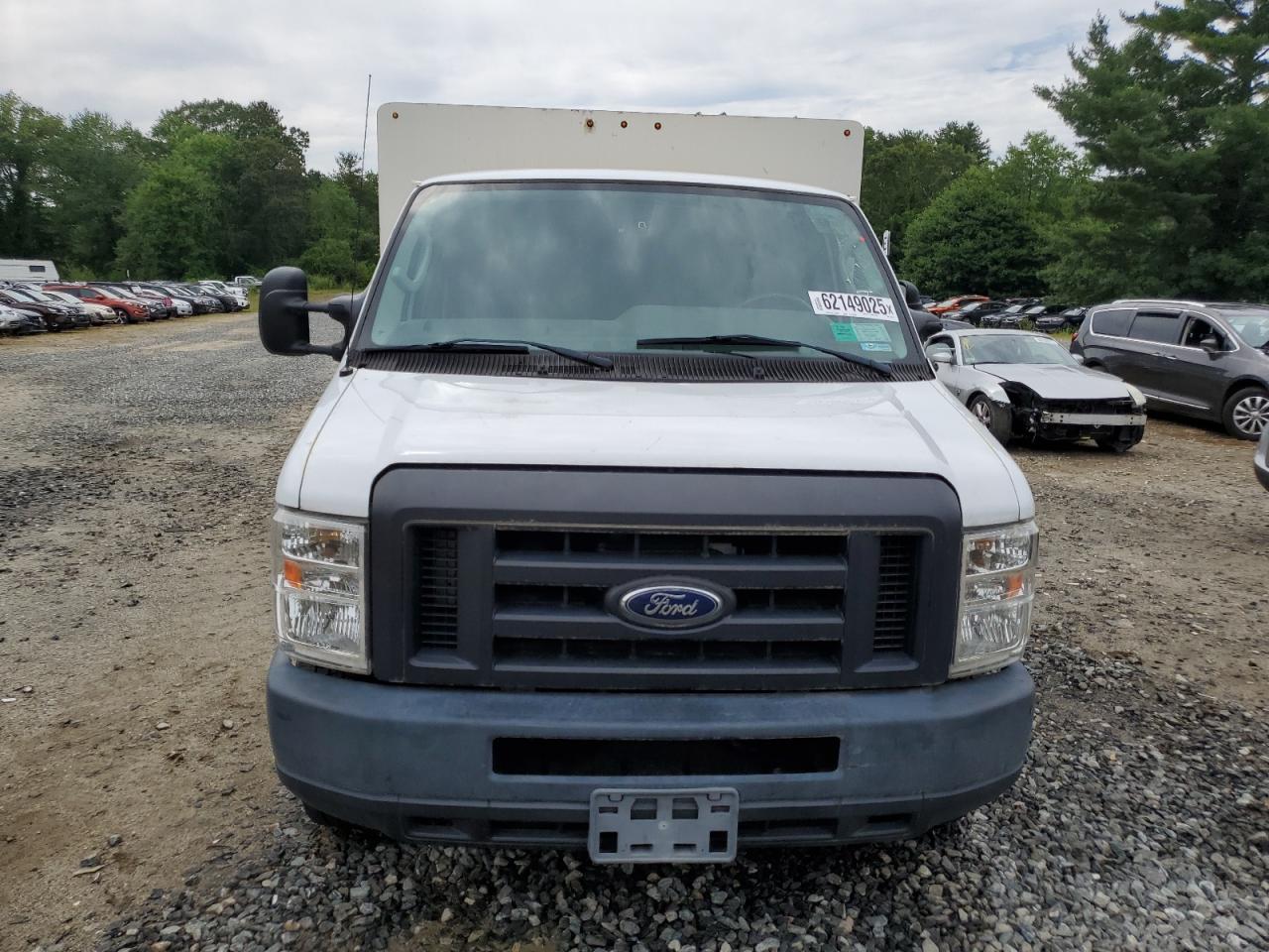 FORD ECONOLINE E450 SUPER DUTY CUTAWAY VAN
