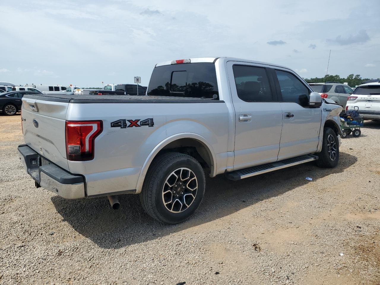 FORD F-150 SUPERCREW