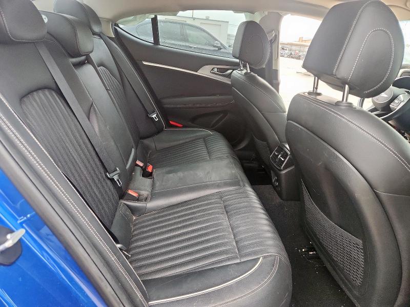 2021 GENESIS G70 KMTG74LEXMU071750