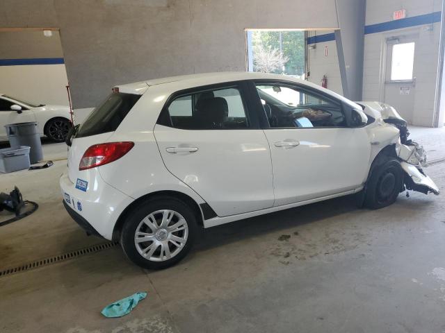 Vin: jm1de1hy5b0103985, lot: 62886885, mazda 2 20113