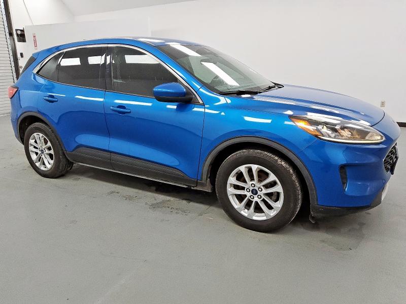 2020 FORD ESCAPE SE - 1FMCU0G61LUB30244