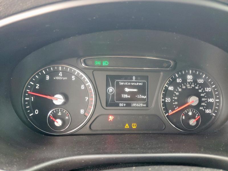 2017 KIA SORENTO LX 5XYPG4A53HG189096