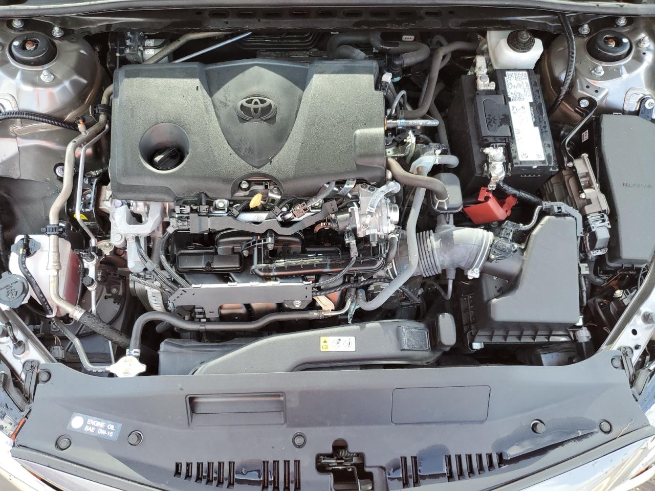 Toyota Camry le 2023