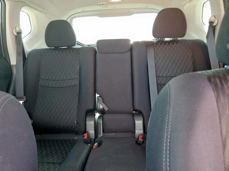 2019 NISSAN ROGUE S 5N1AT2MT0KC746795