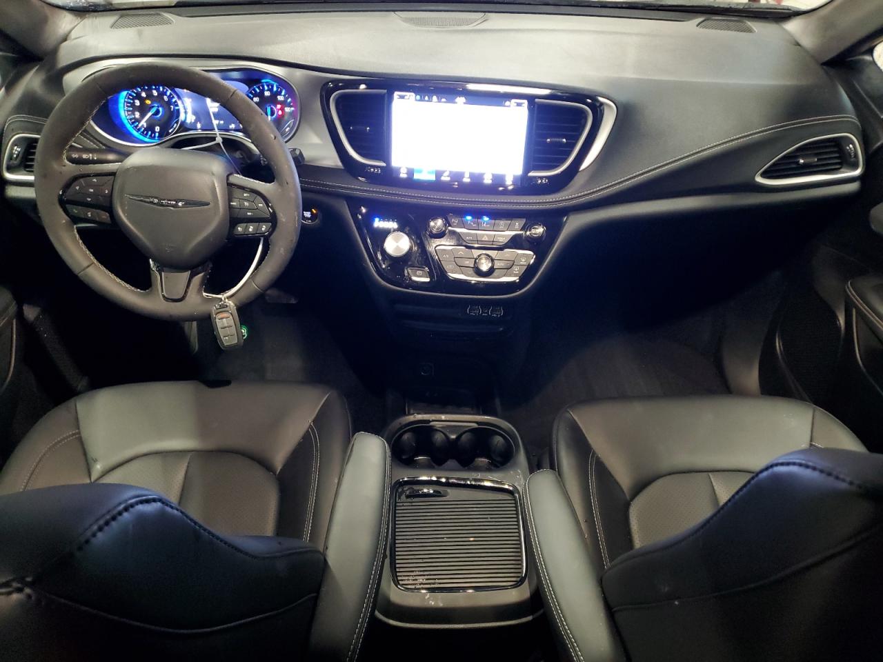 CHRYSLER PACIFICA TOURING L