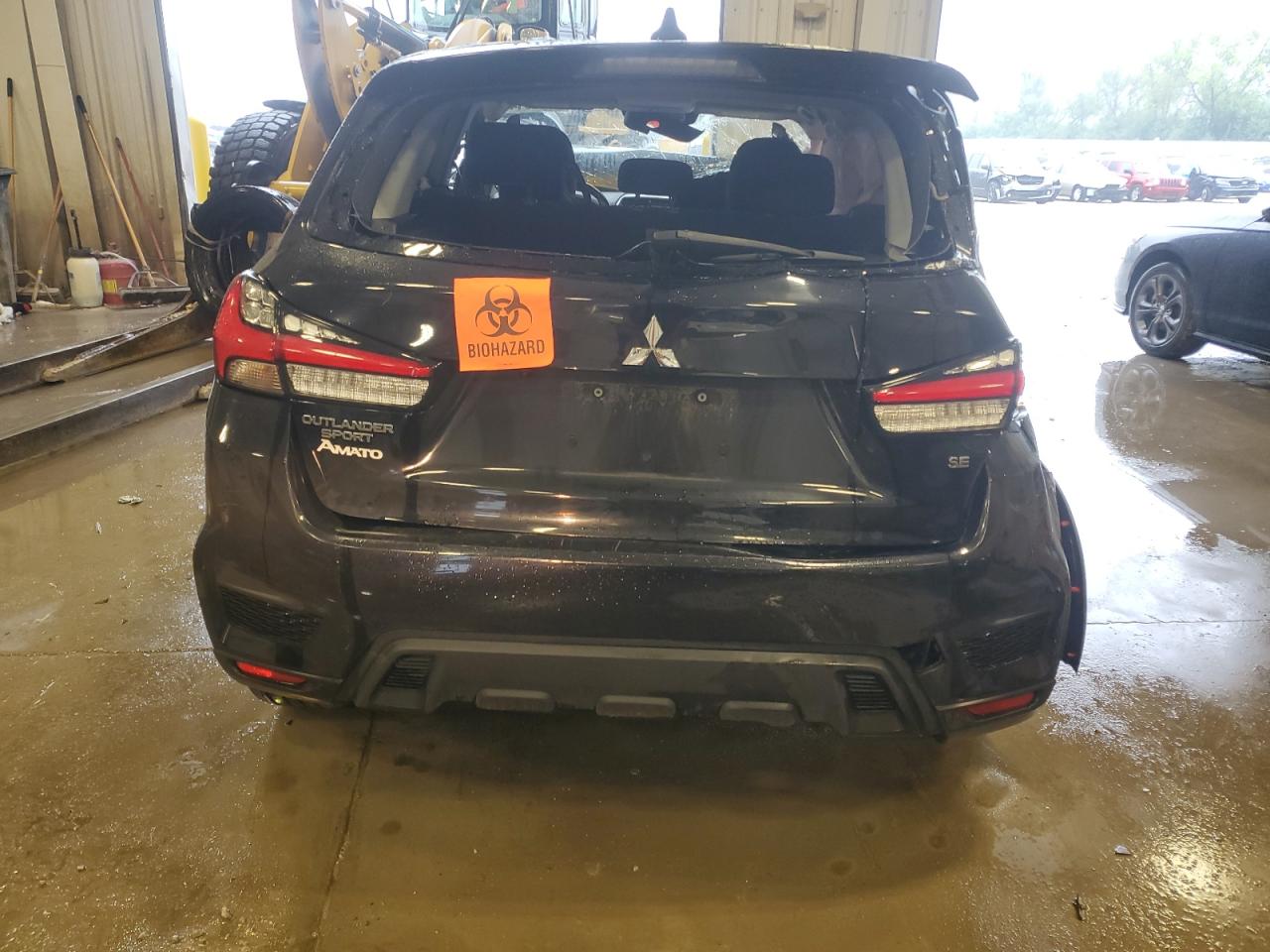 MITSUBISHI OUTLANDER ES