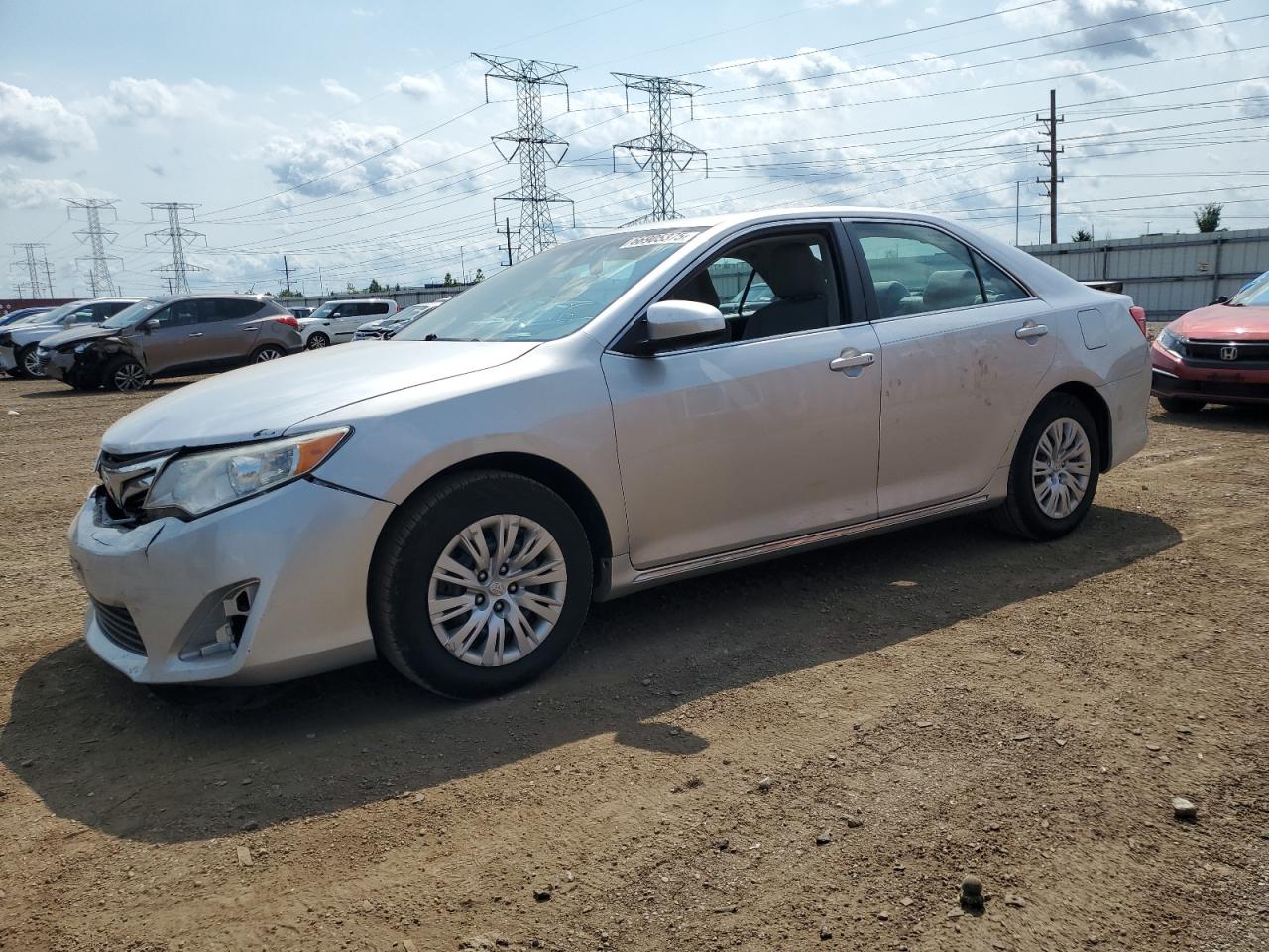 TOYOTA CAMRY BASE