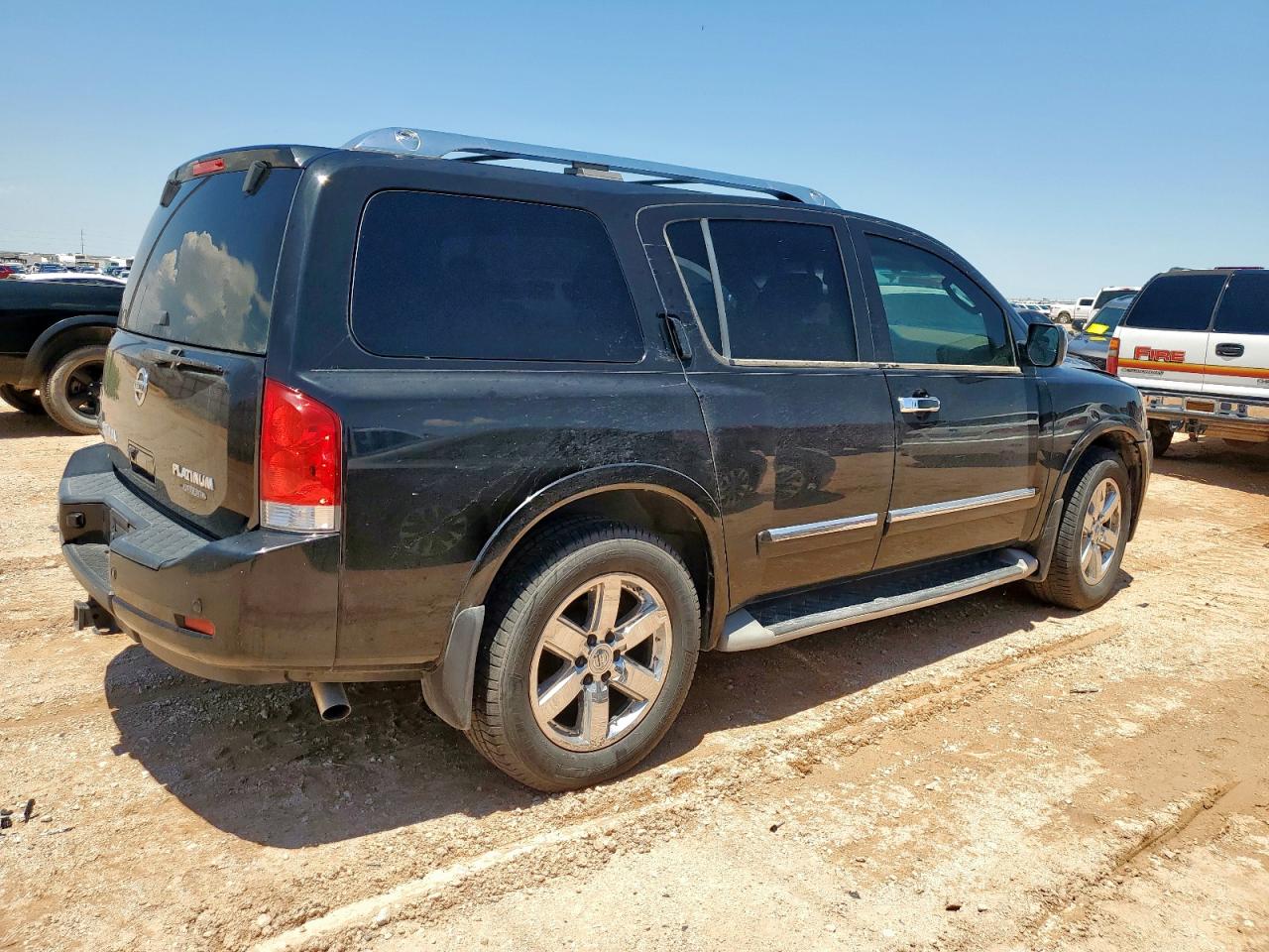 NISSAN ARMADA SV