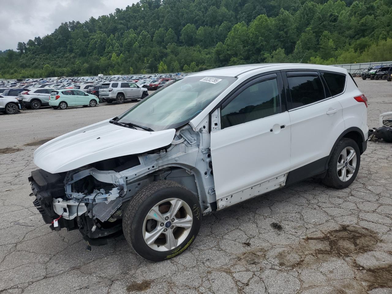 FORD ESCAPE SE