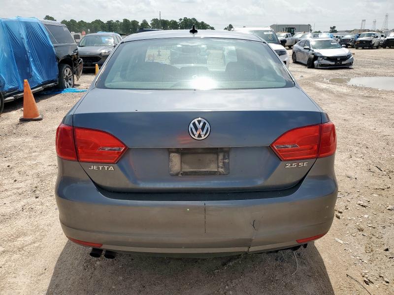 2011 VOLKSWAGEN JETTA SE - 3VWDX7AJ0BM352473