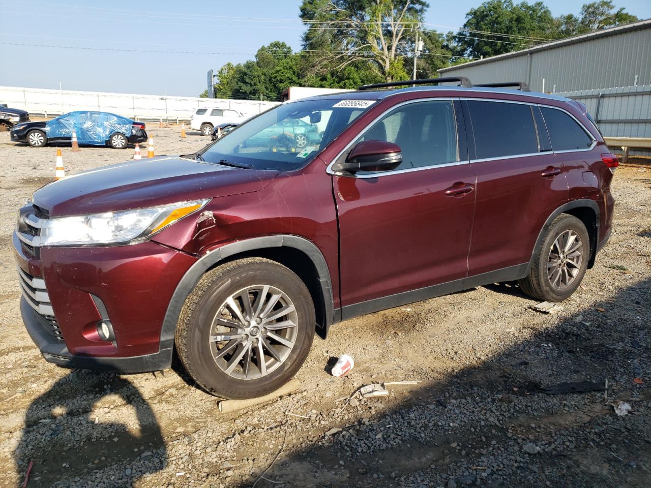 TOYOTA HIGHLANDER SE