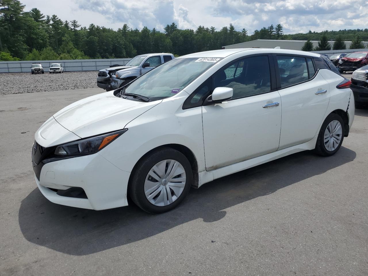NISSAN LEAF S