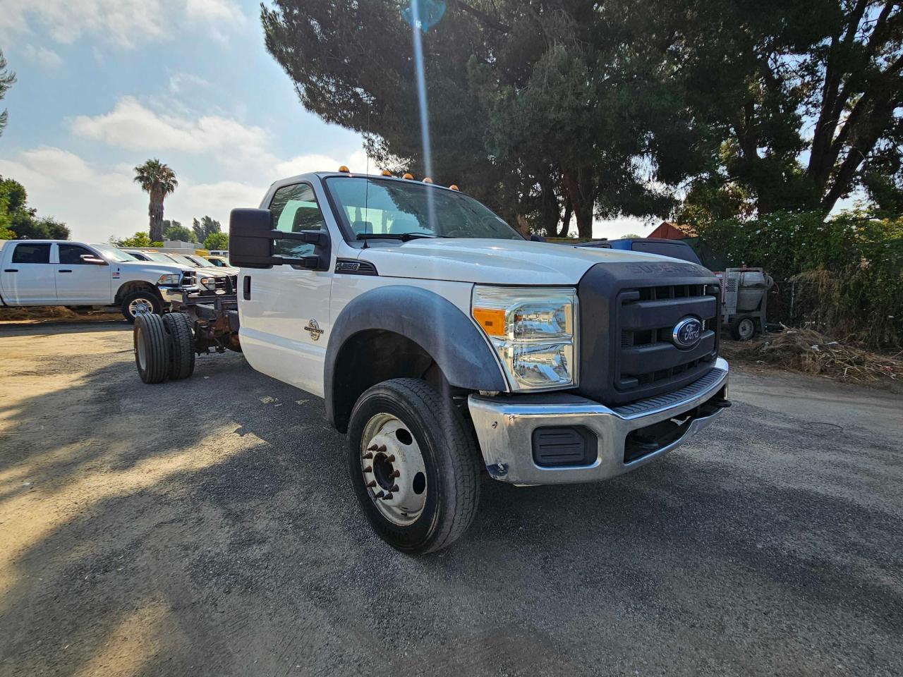 FORD F-550 SUPER DUTY