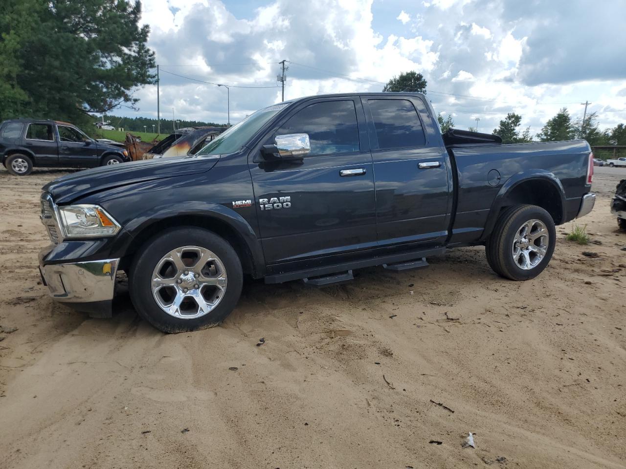 RAM 1500 LARAMIE