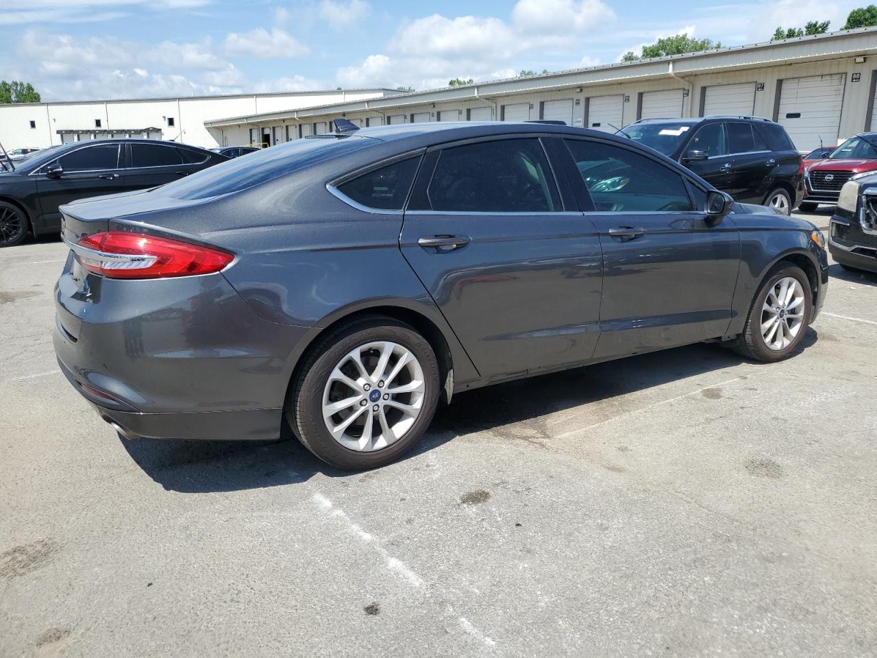 FORD FUSION SE