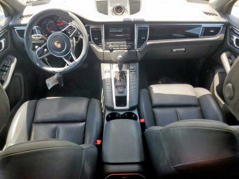 2017 PORSCHE MACAN WP1AA2A53HLB08161