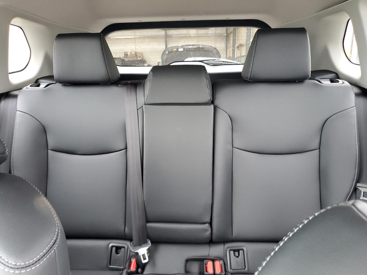 TOYOTA COROLLA CROSS XLE