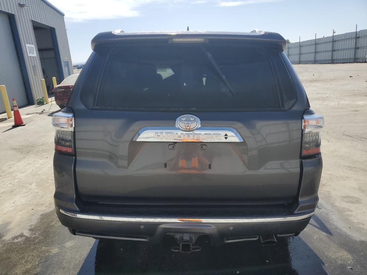 Lot #3305390310 2016 TOYOTA 4RUNNER SR