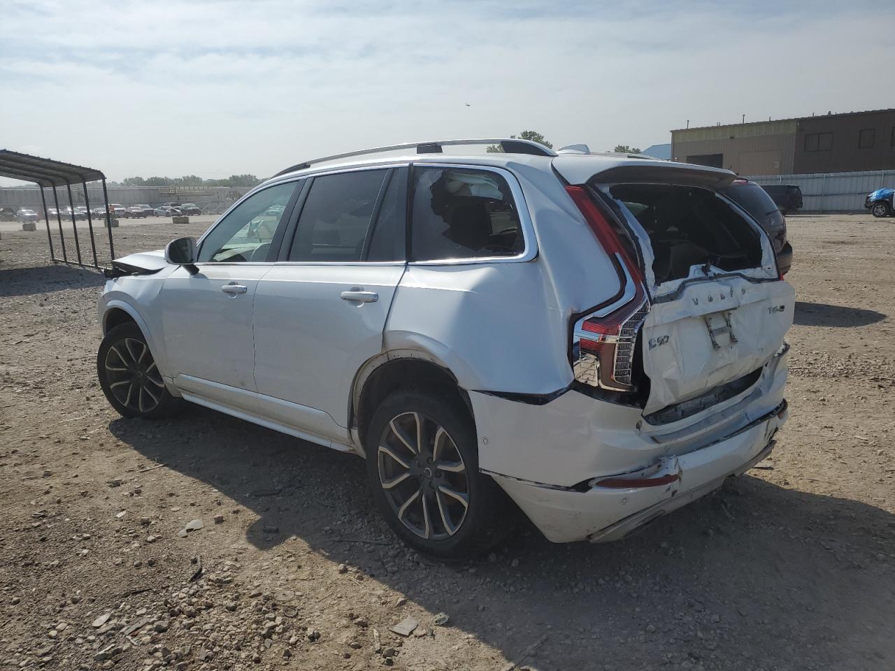 VOLVO XC90 T6