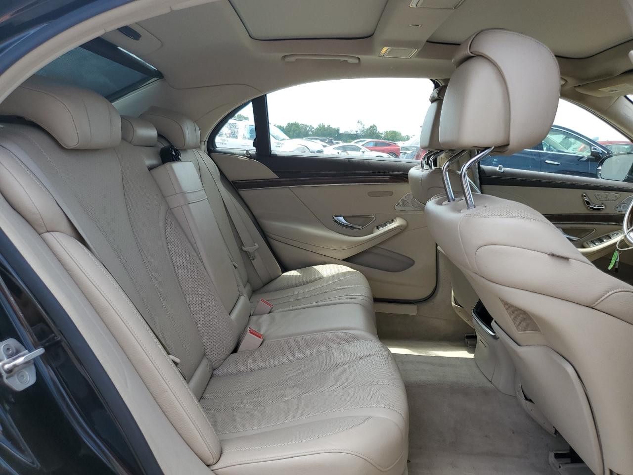 MERCEDES-BENZ S-CLASS 550