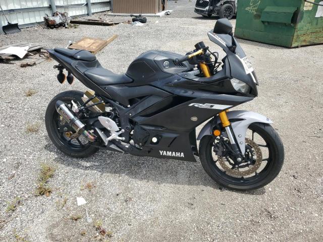 YAMAHA YZFR3 A 2019 black  gas MH3RH18Y7KK002224 photo #1