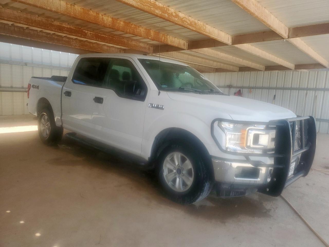 FORD F-150 SUPERCREW