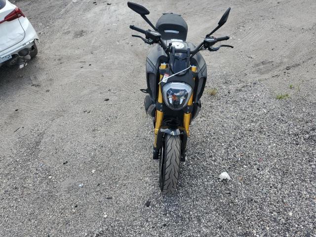 2022 DUCATI DIAVEL 126 ZDMGAHRW9NB005621