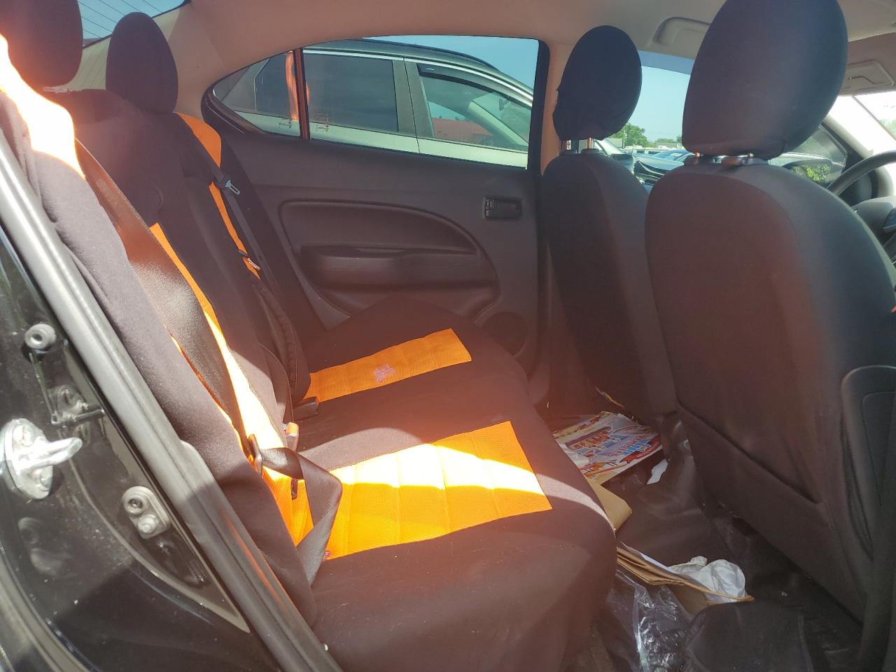 MITSUBISHI MIRAGE G4 ES