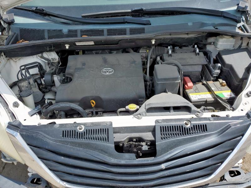 2011 TOYOTA SIENNA LE - 5TDKK3DC7BS174124