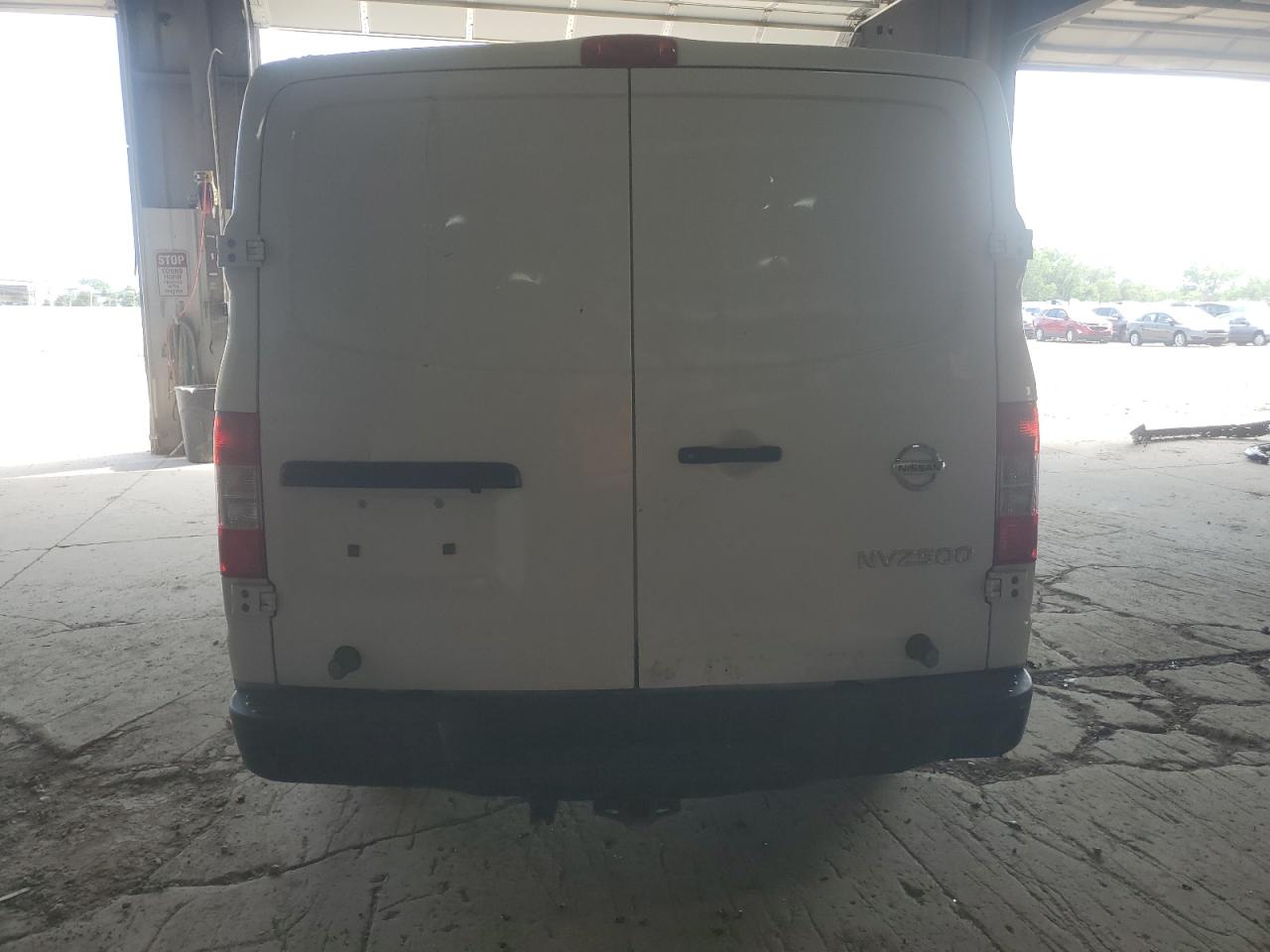 NISSAN NV2500 2500 S