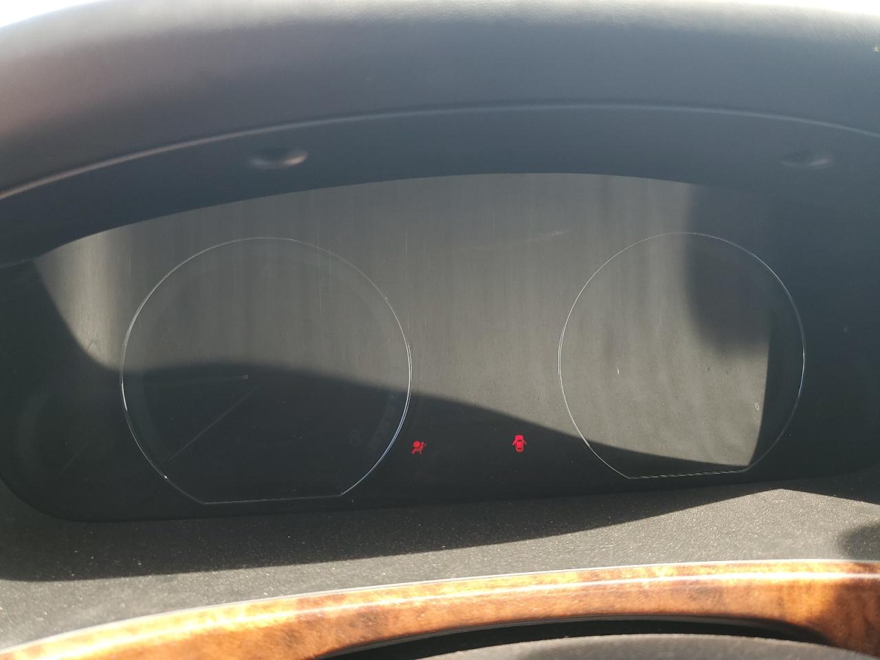 HYUNDAI EQUUS SIGNATURE