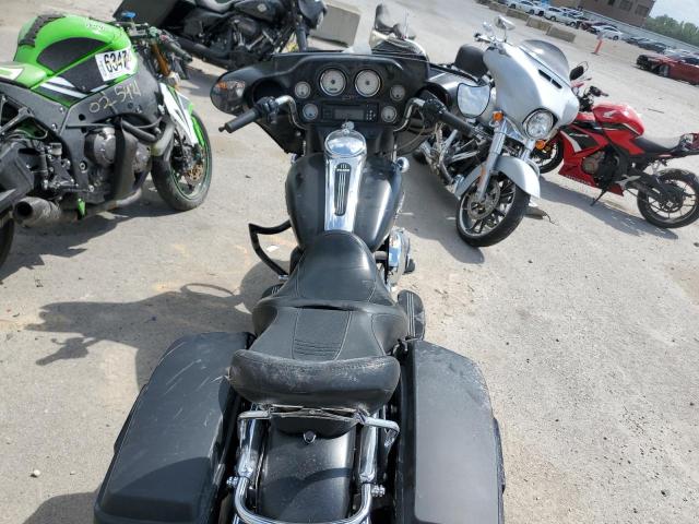 2007 HARLEY-DAVIDSON FLHX 1HD1KB4167Y706347