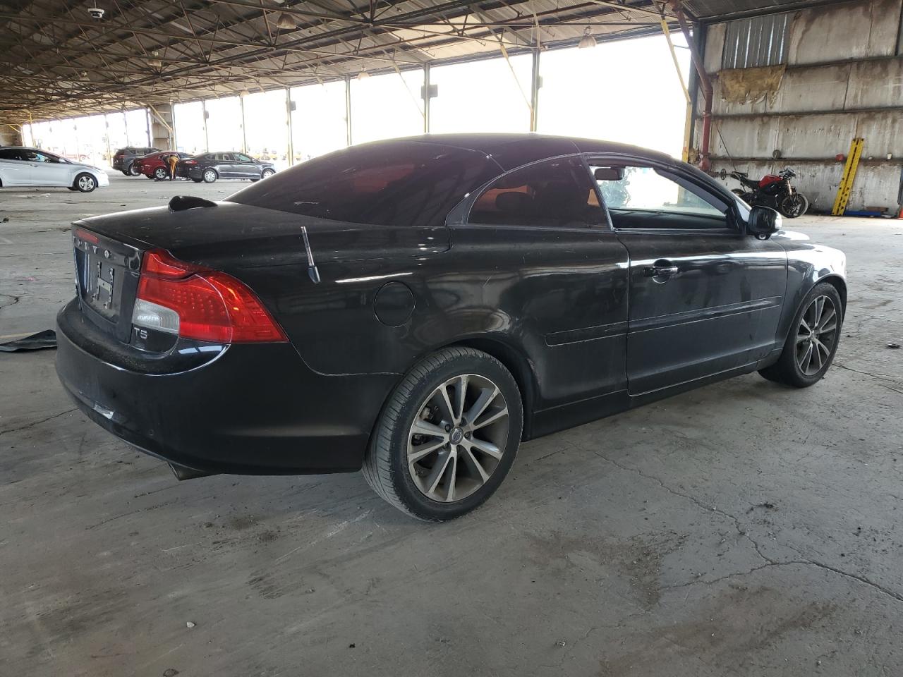 VOLVO C70 T5