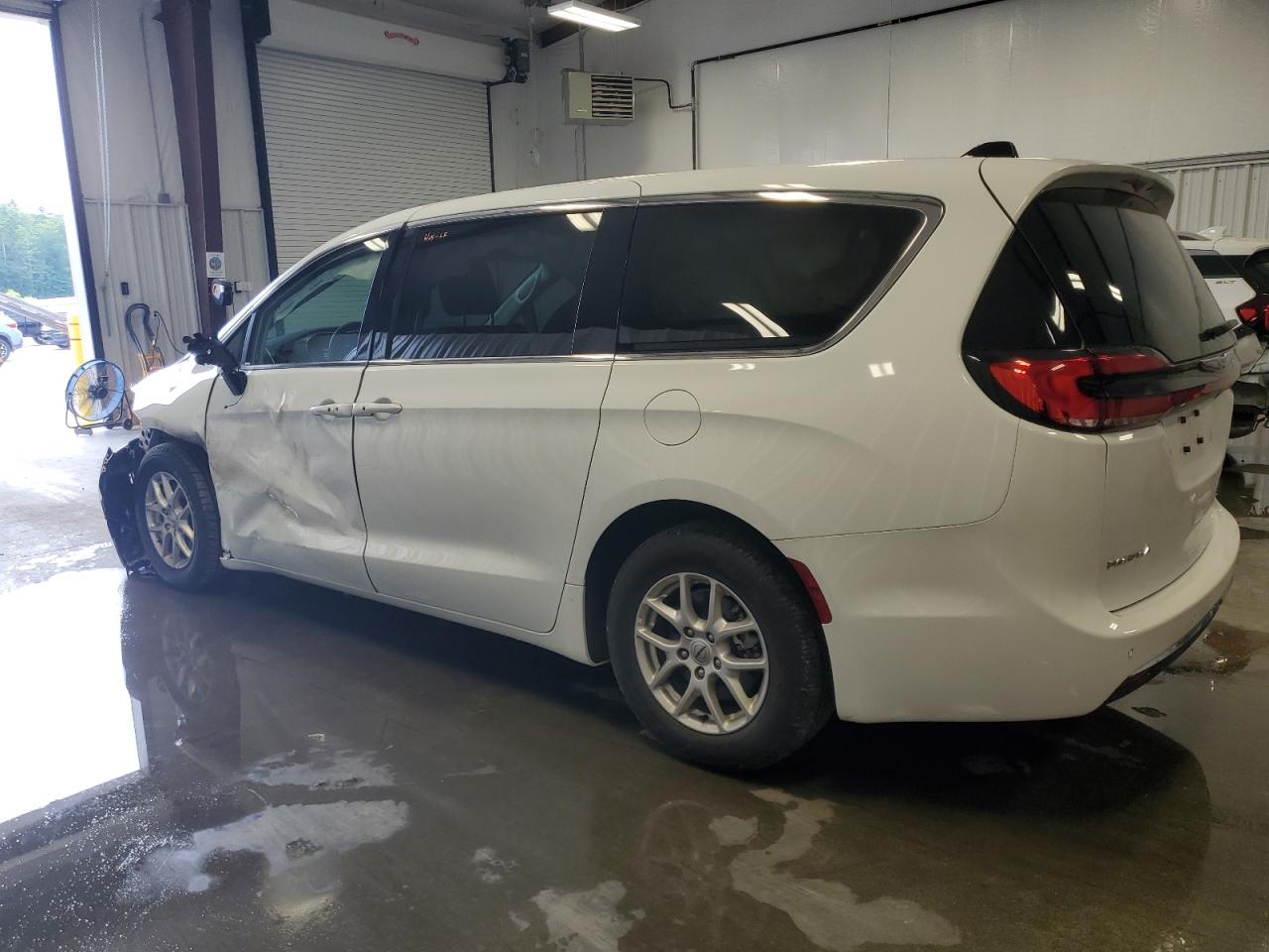 CHRYSLER PACIFICA TOURING L