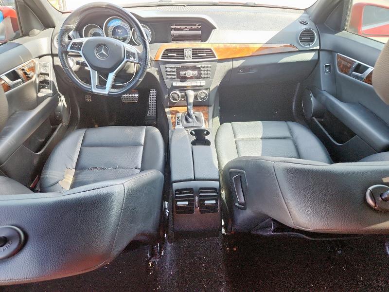 2014 MERCEDES-BENZ C 250 - WDDGF4HB4ER318383