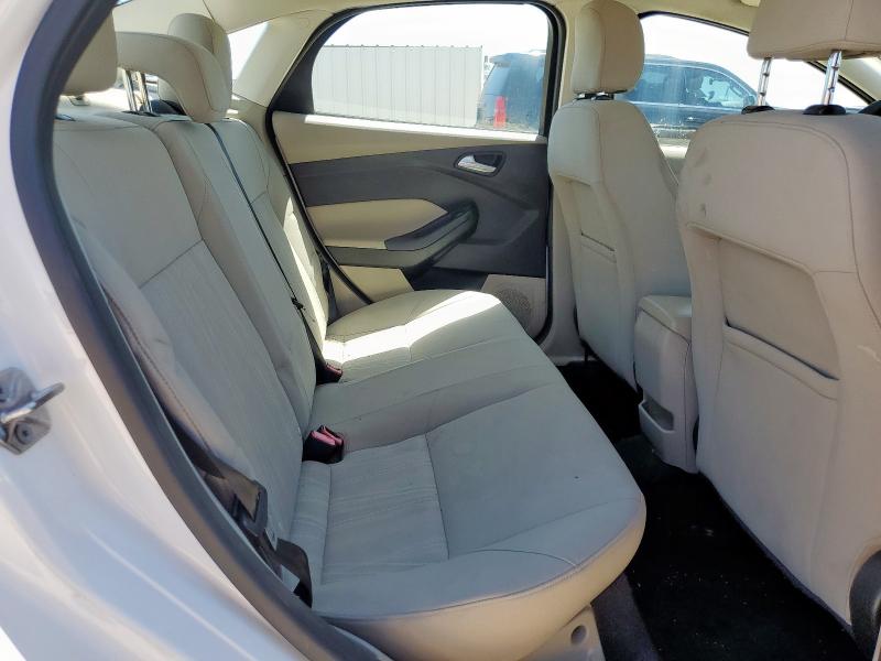 2015 FORD FOCUS SE 1FADP3F26FL224684