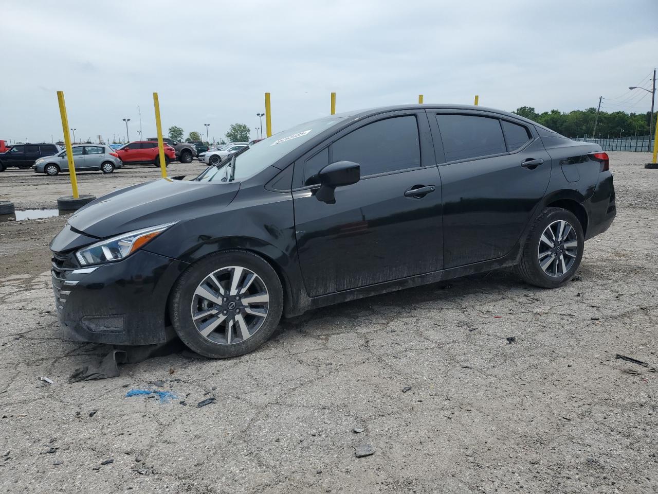 NISSAN VERSA SV