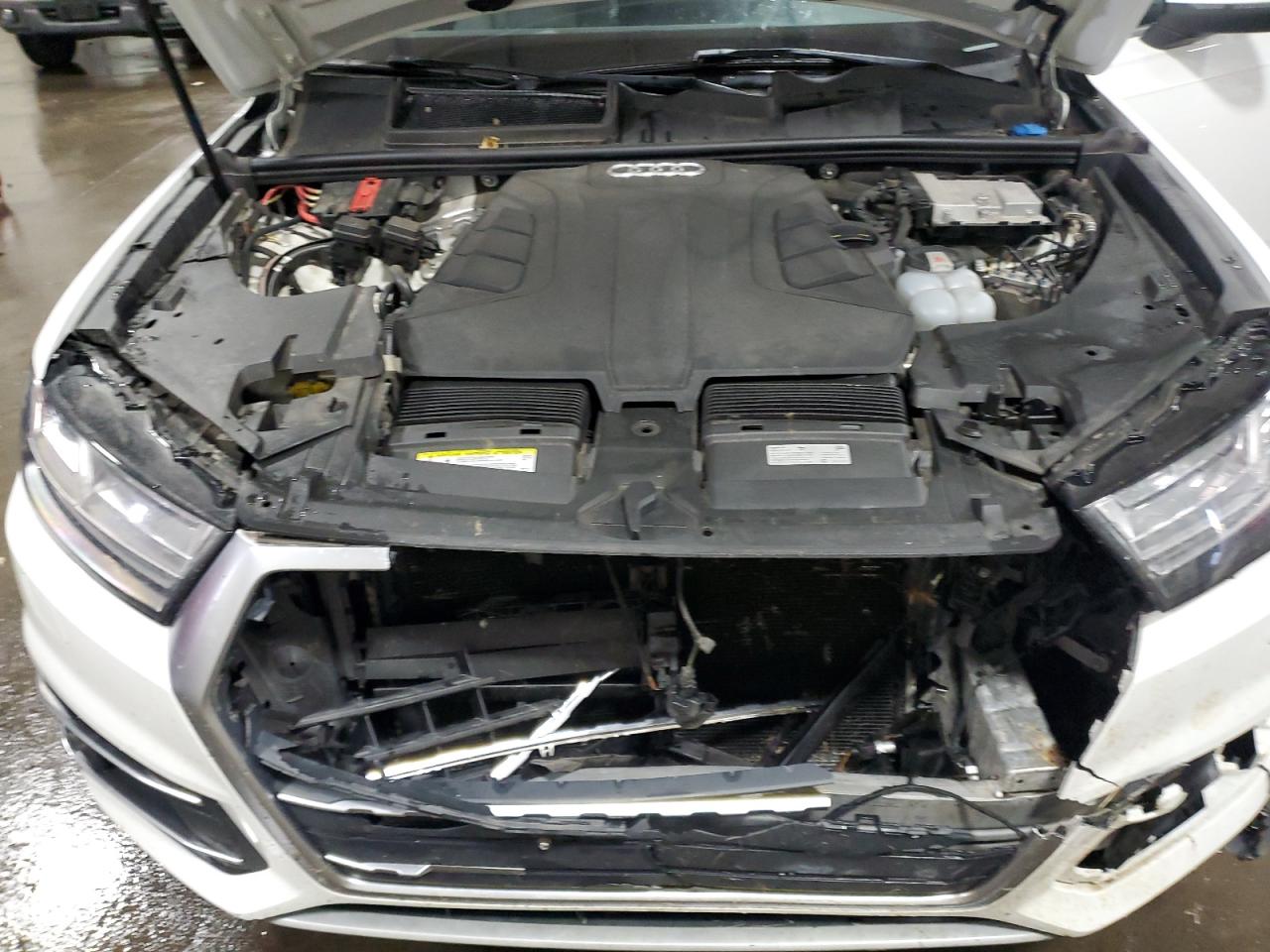 AUDI Q7 PREMIUM PLUS