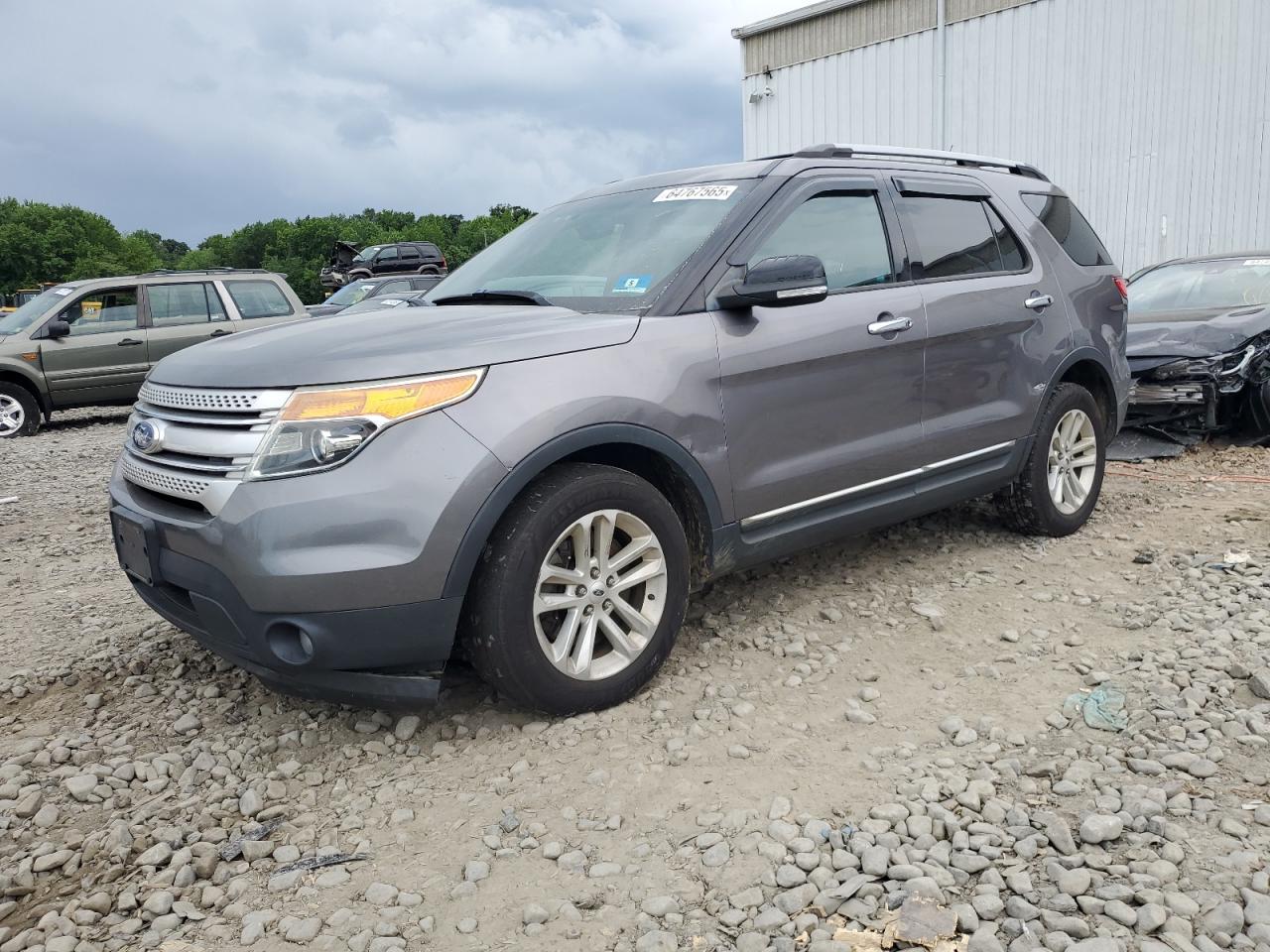 FORD EXPLORER XLT