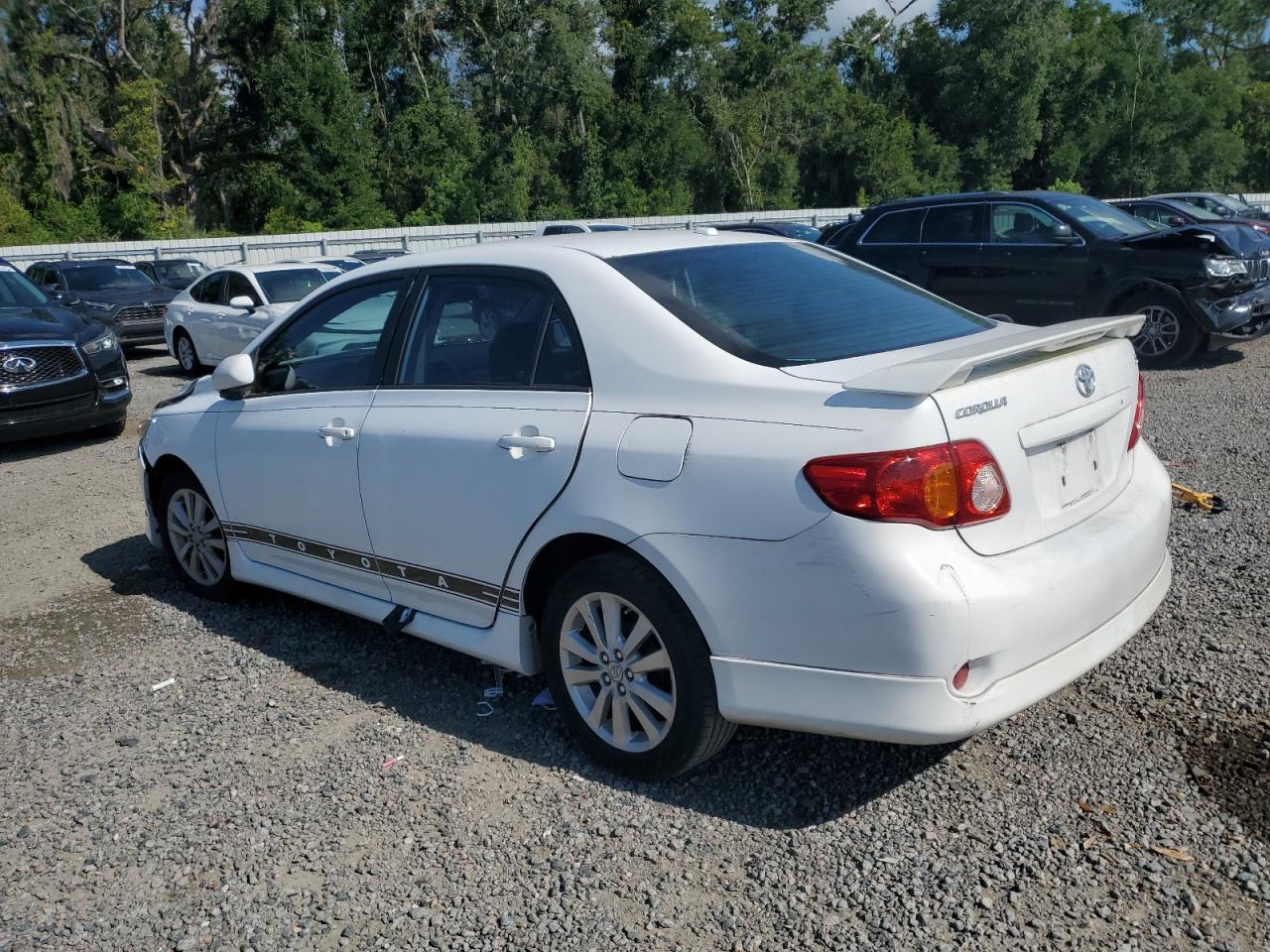 TOYOTA COROLLA BASE