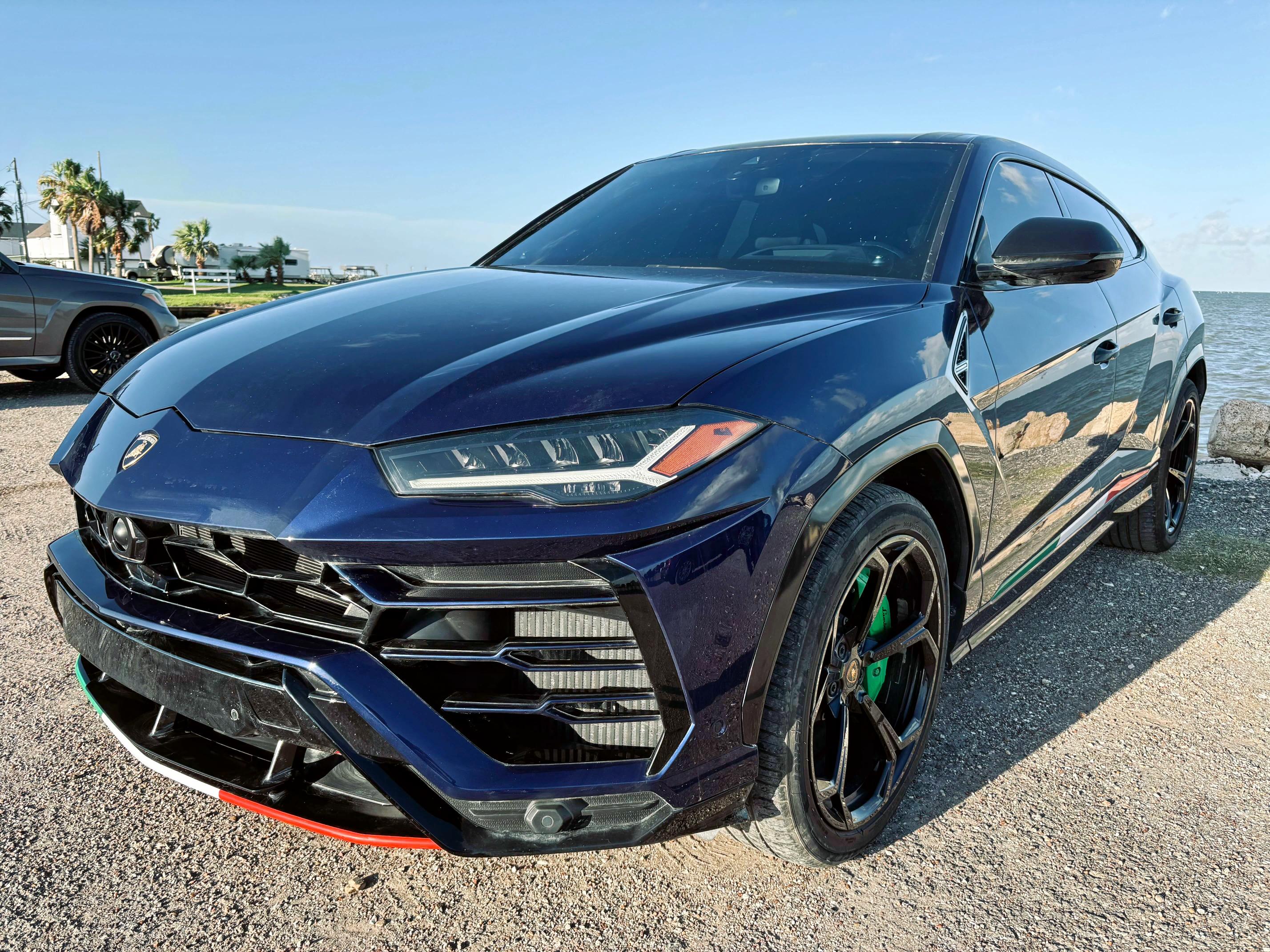 2019 LAMBORGHINI URUS ZPBUA1ZL7KLA02968