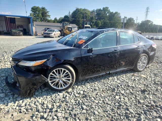 2020 TOYOTA CAMRY XLE - 4T1F11AK6LU889649