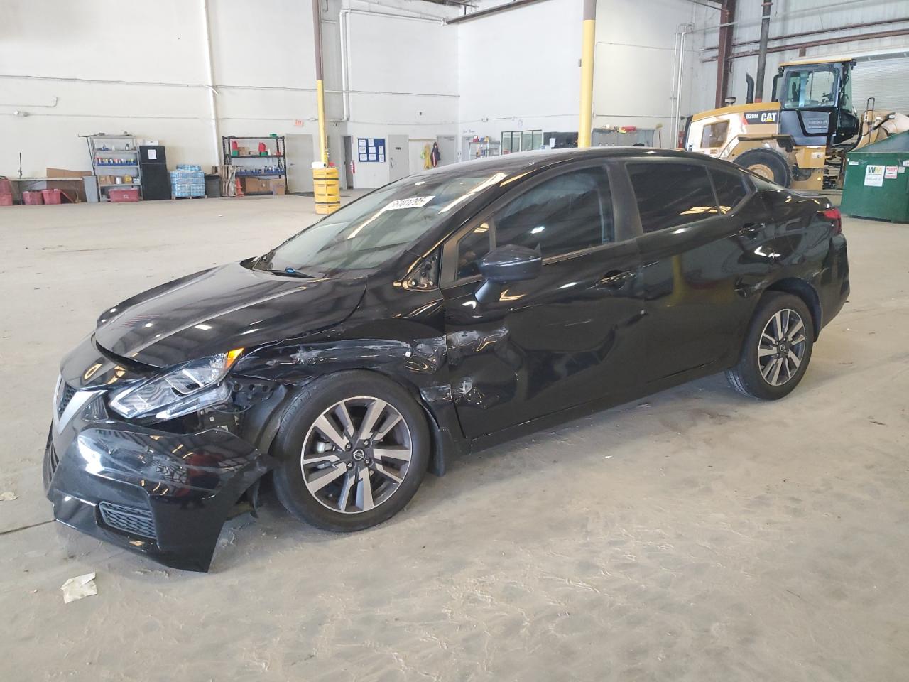 NISSAN VERSA SV